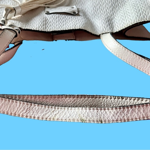 Patricia Nash White Toscano Twisted Woven Embossed Handbag. - Picture 10 of 16